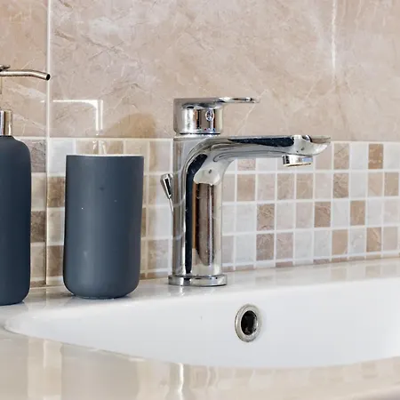 Reni House-bright Apartment+free Park Appartamento *