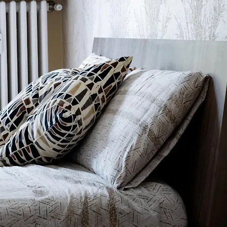 Reni House-bright Apartment+free Park *